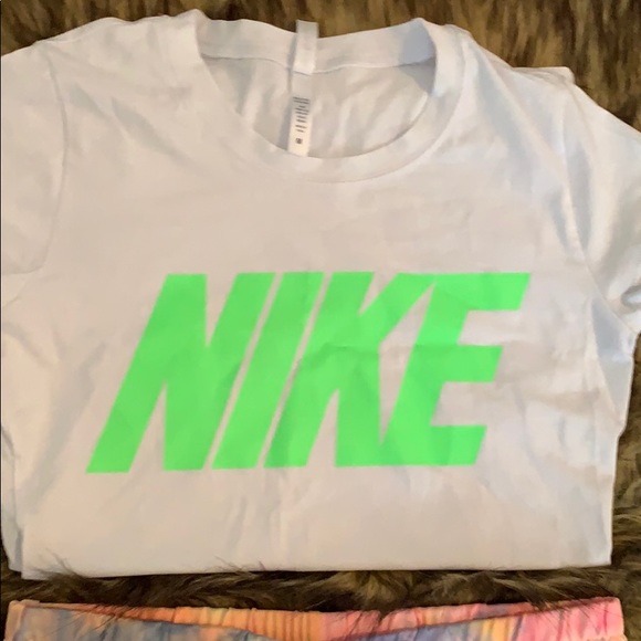 Nike outfit - Picture 1 of 2